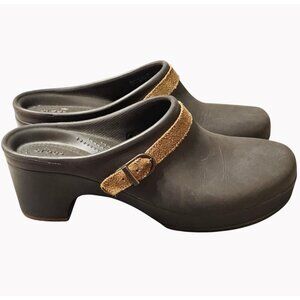 CROCS Women's Size 11 Sarah Brown Clogs Slip On 3" Heels